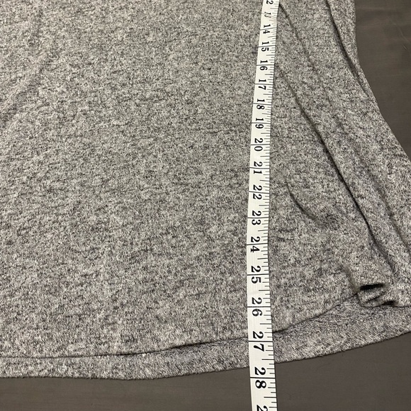 Torrid heathered gray open shoulder lace up soft stretchy quarter sleeve top 2X - Picture 11 of 12
